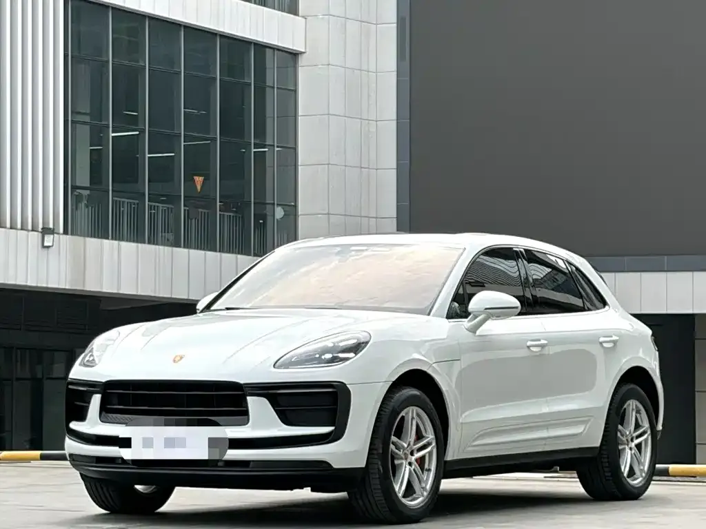 Porsche Macan — фото 1