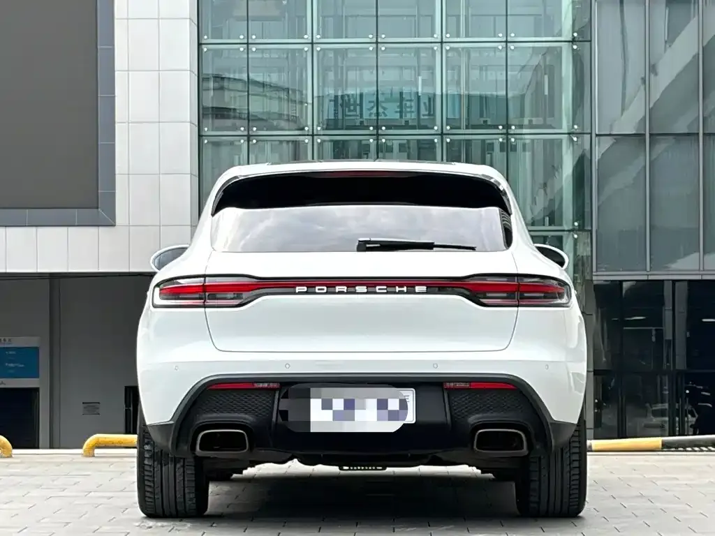 Porsche Macan — фото 8
