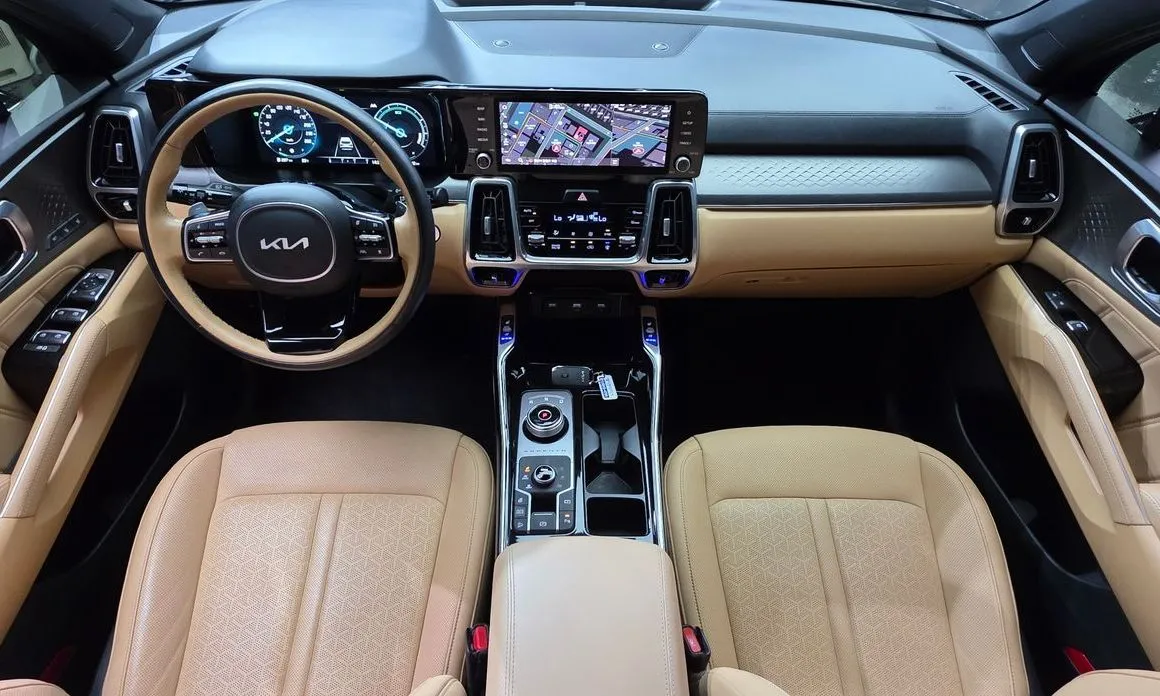 Kia Sorento — фото 9