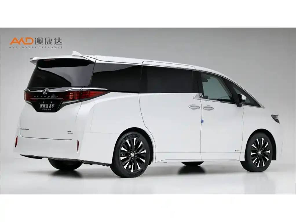 Toyota Alphard — фото 7