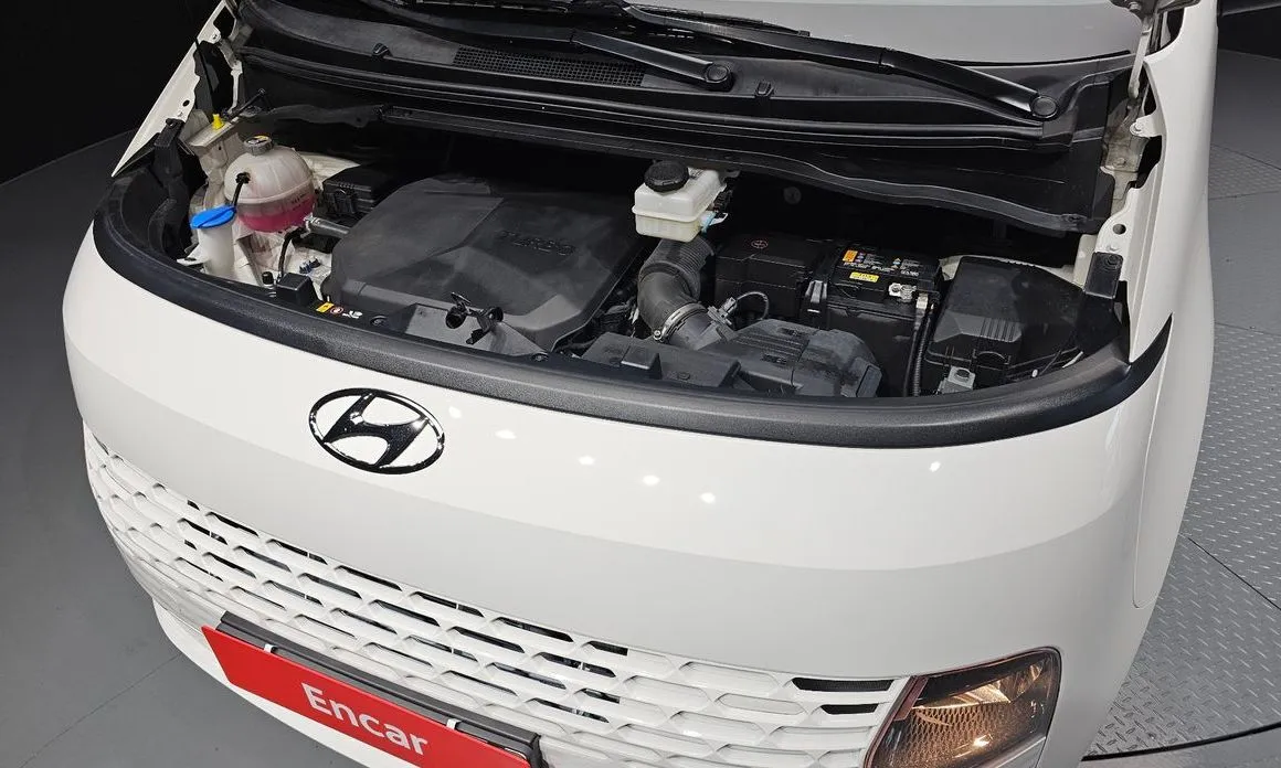 Hyundai Staria — фото 4