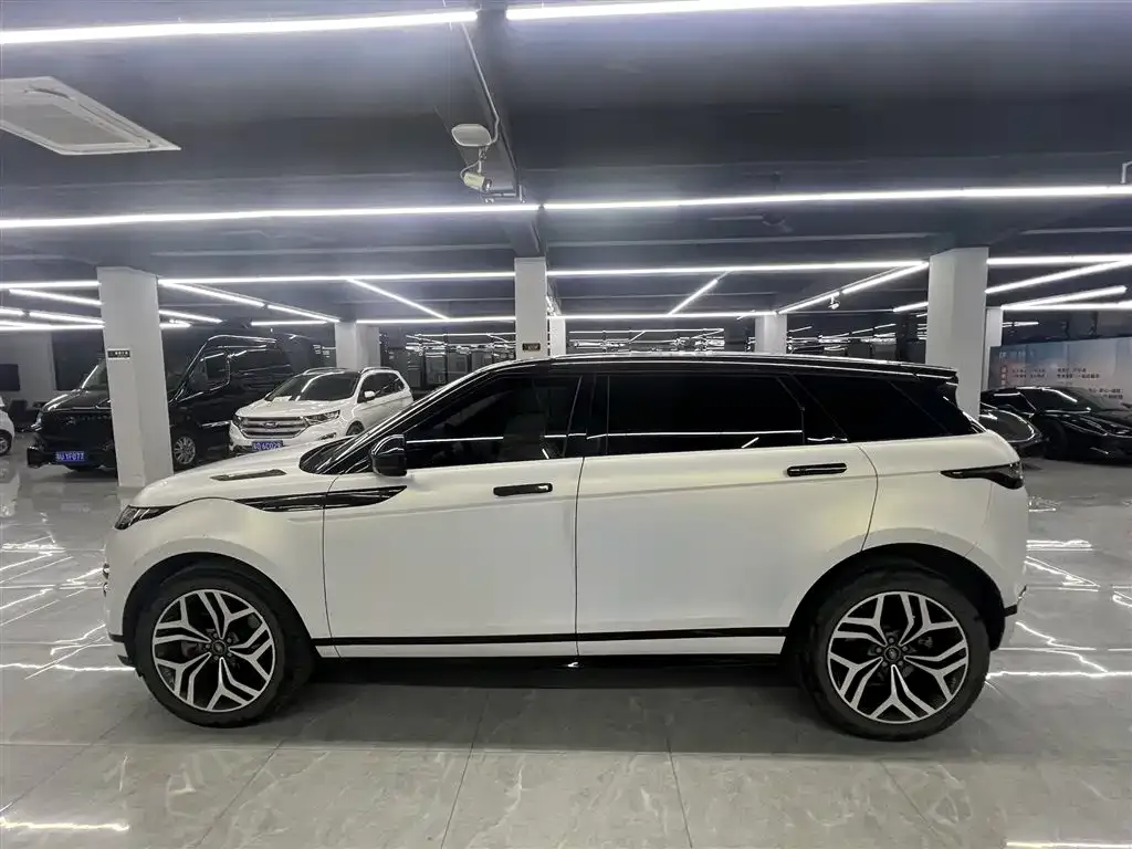 Land Rover Evoque — фото 9