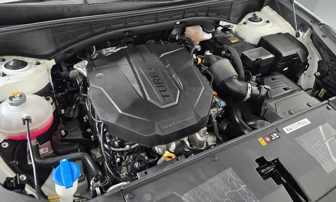Kia Sorento — фото 9