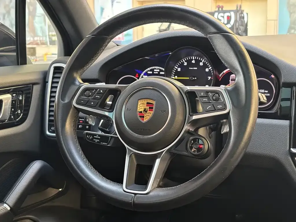 Porsche Cayenne Hybrid — фото 8