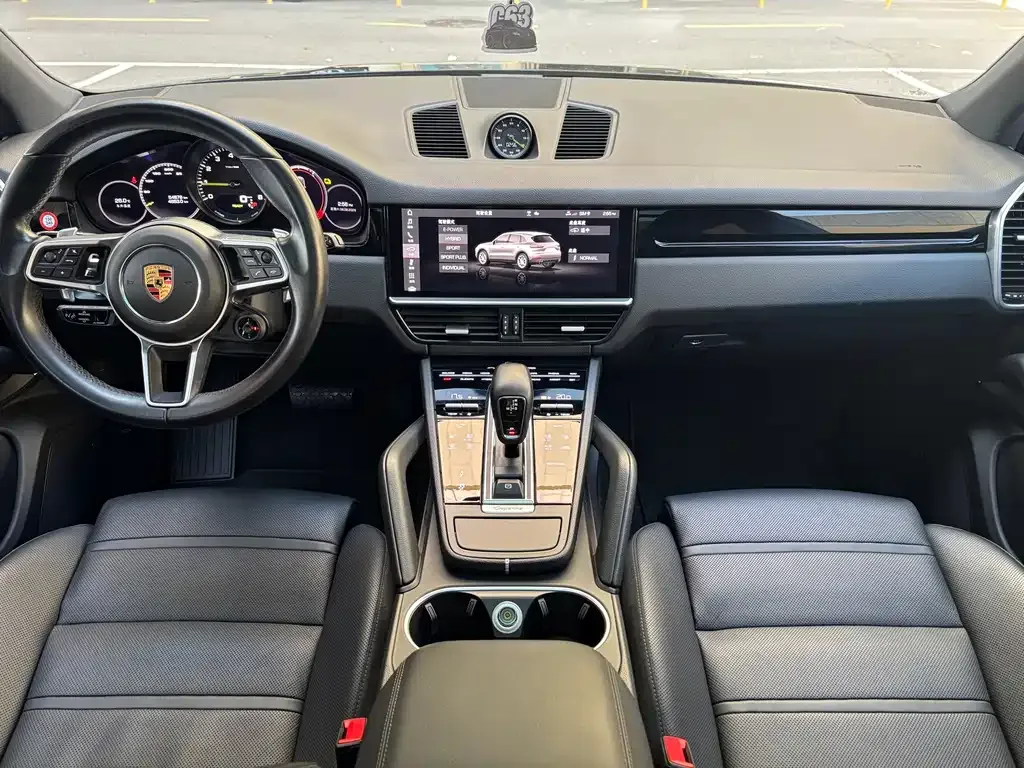 Porsche Cayenne Hybrid — фото 6