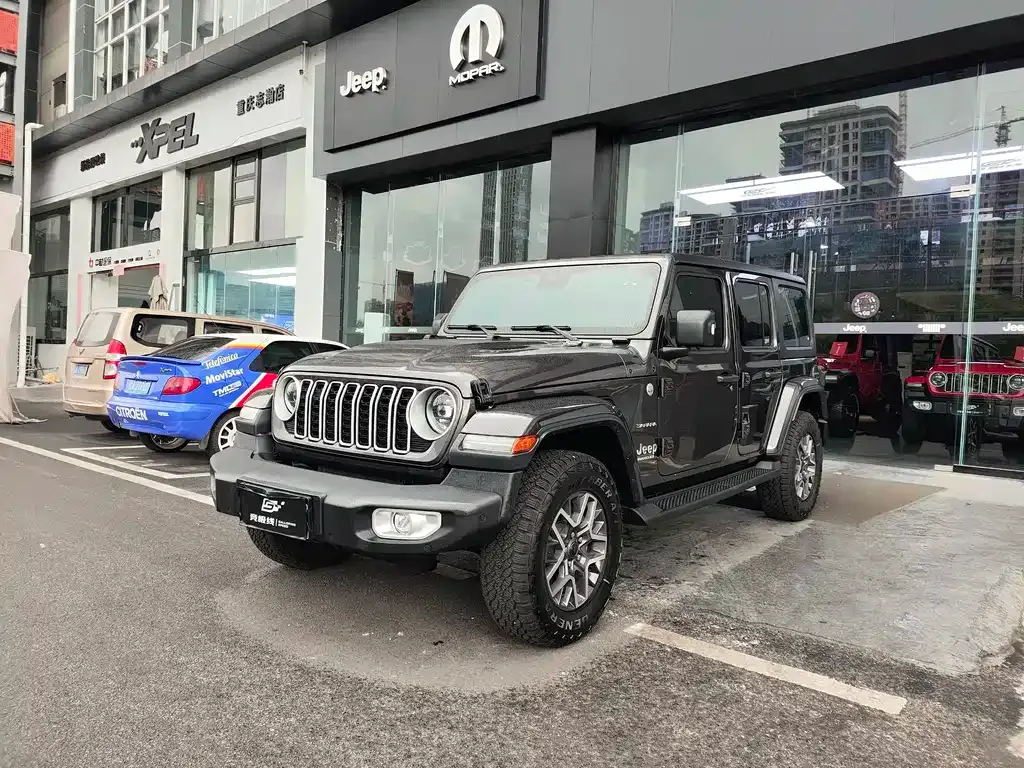 Jeep Wrangler — фото 1