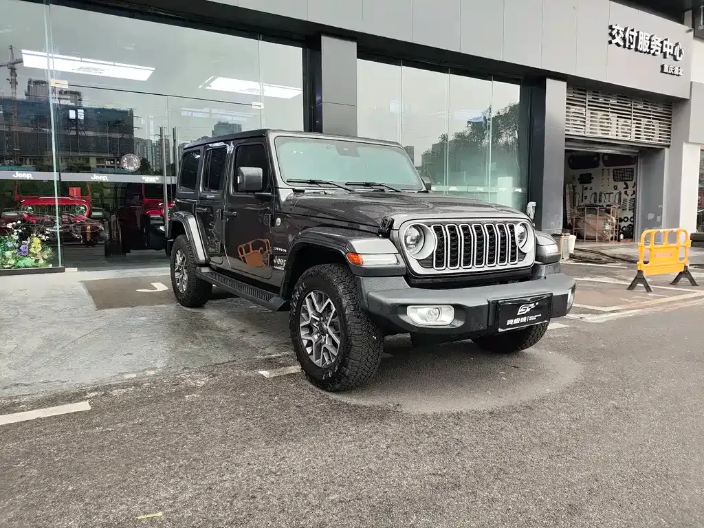 Jeep Wrangler — фото 10