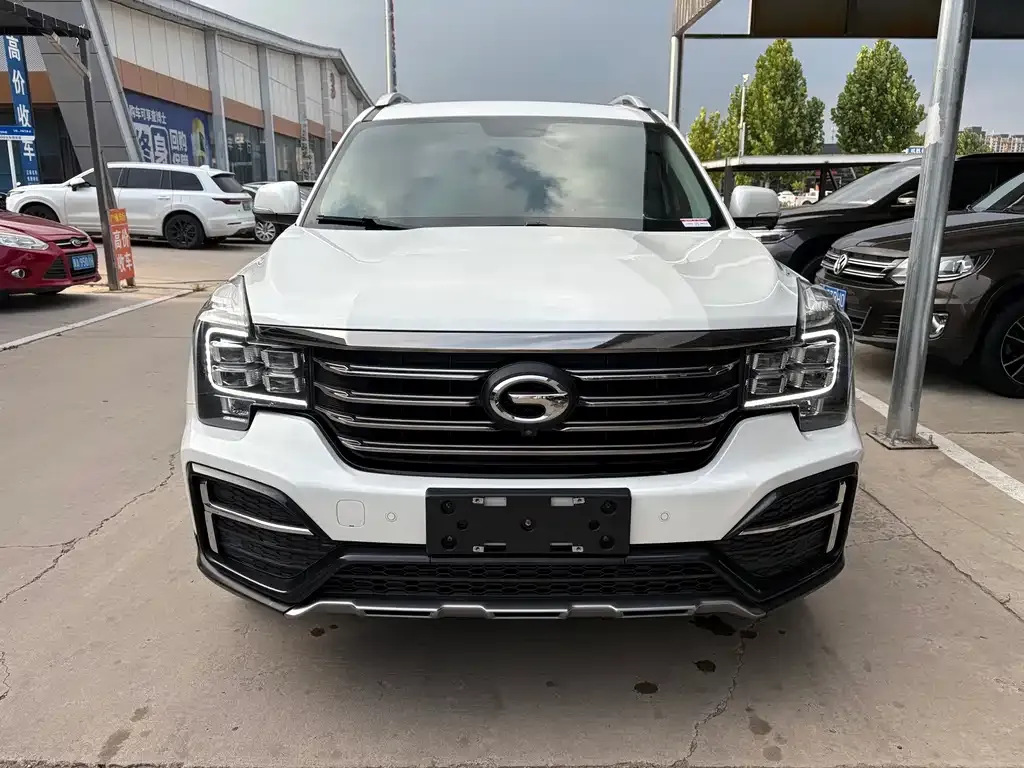 GAC Motor Trumpchi GS8 — фото 2