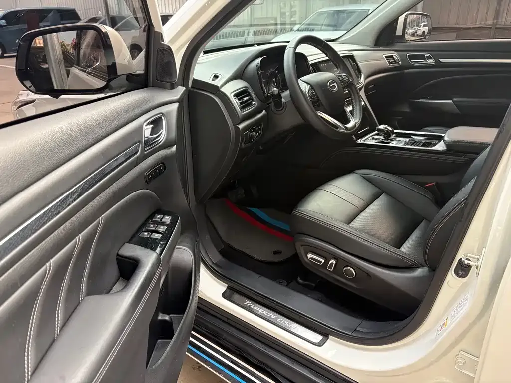 GAC Motor Trumpchi GS8 — фото 6