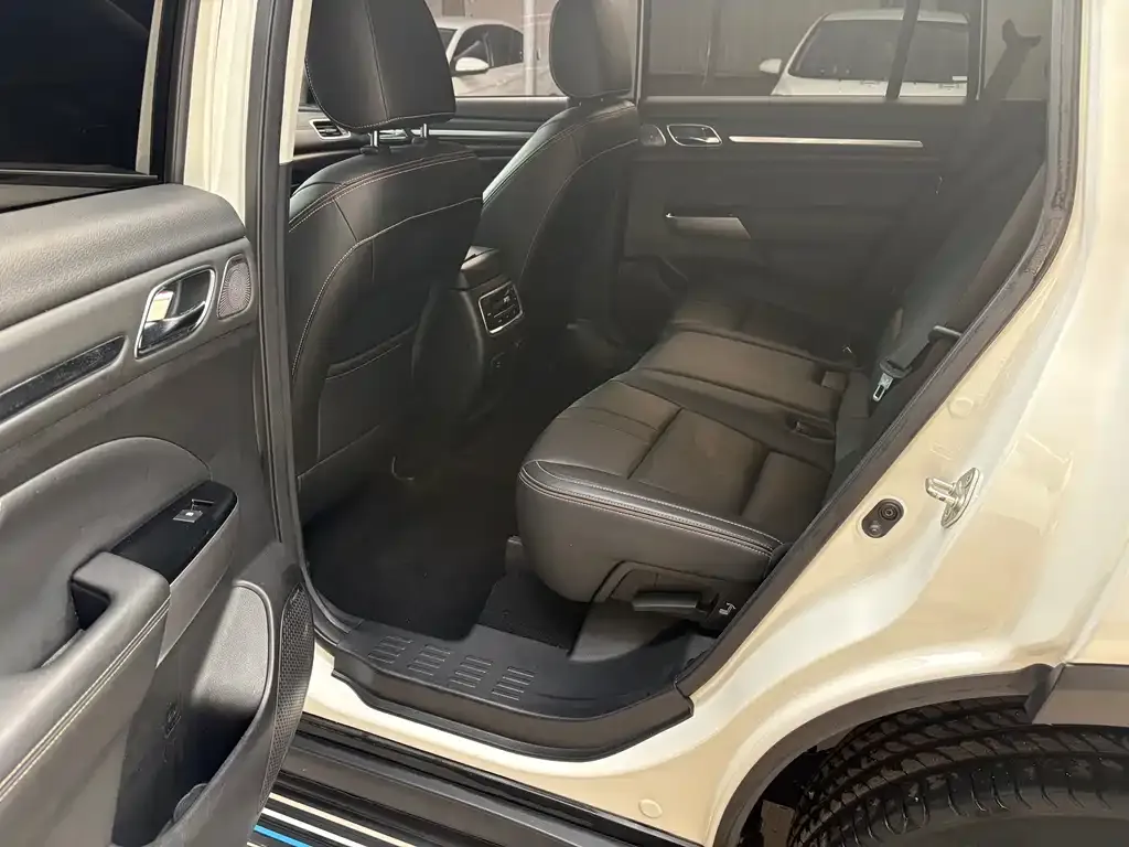 GAC Motor Trumpchi GS8 — фото 4