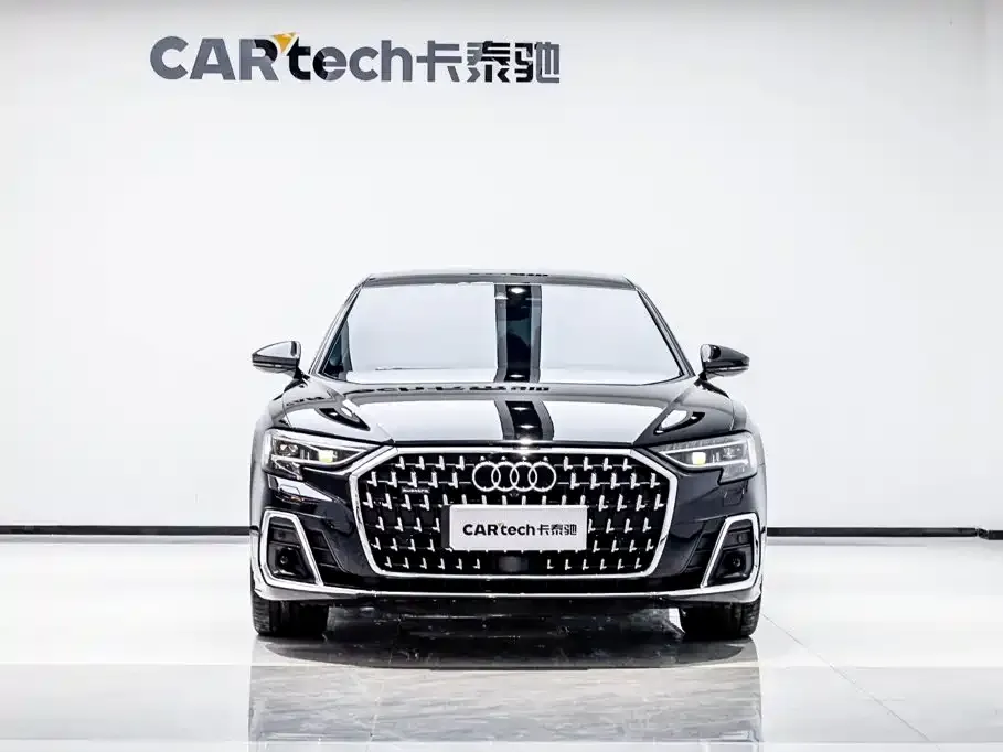 Audi A8 — фото 3