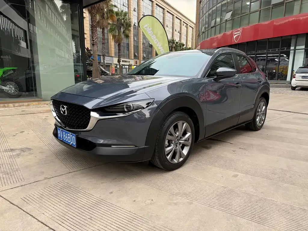 Mazda CX-30 — фото 1