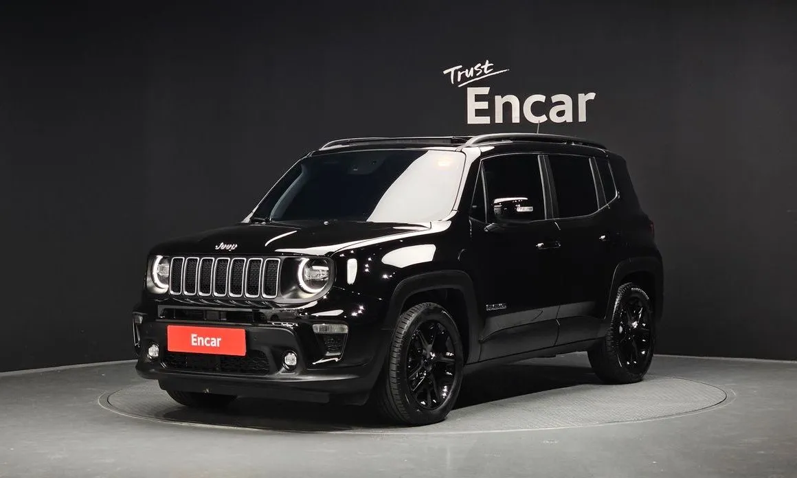 Jeep Renegade — фото 1