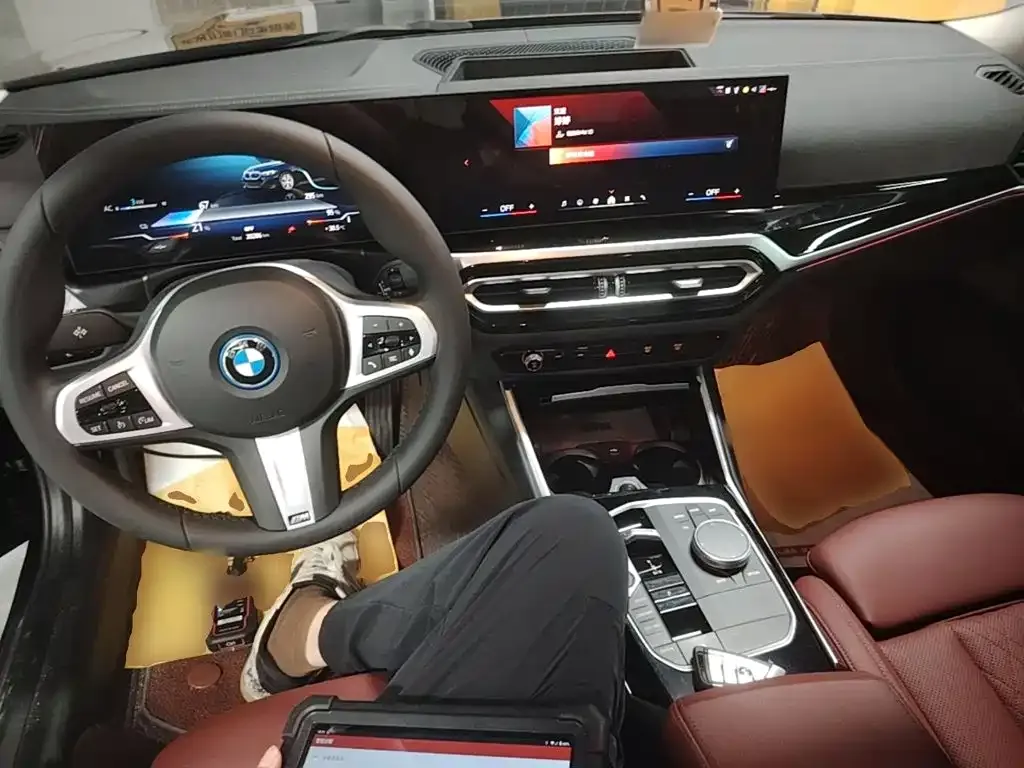 BMW i3 — фото 9