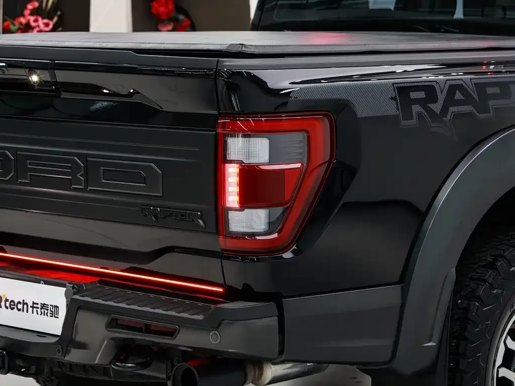 Ford F-150 Raptor — фото 4