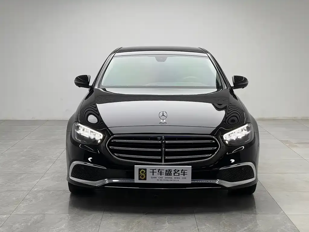 Mercedes-Benz E-Class — фото 3