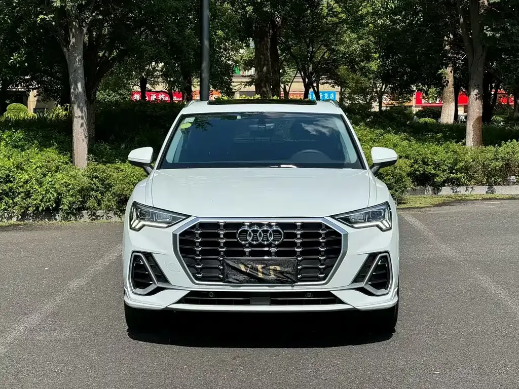Audi Q3 — фото 5