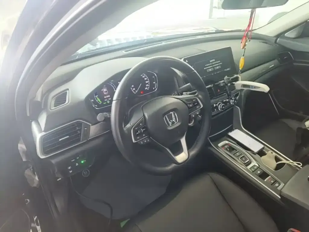 Honda Accord — фото 2