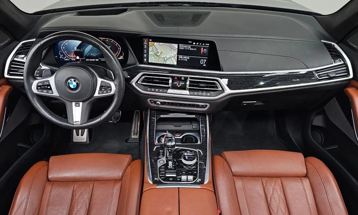 BMW X7 — фото 9