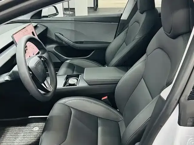 Tesla Model 3 — фото 2