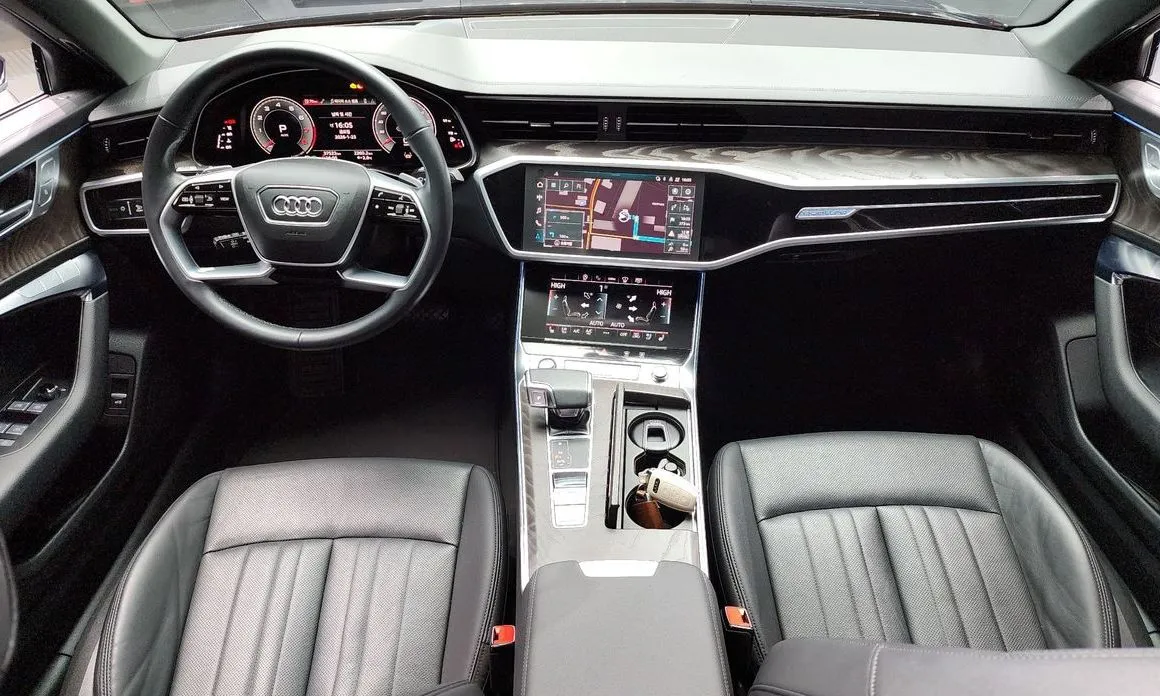 Audi A6 — фото 8