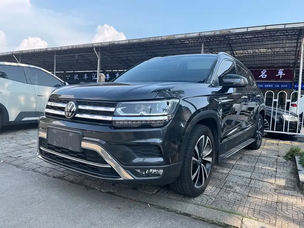 Volkswagen Tharu — фото 1