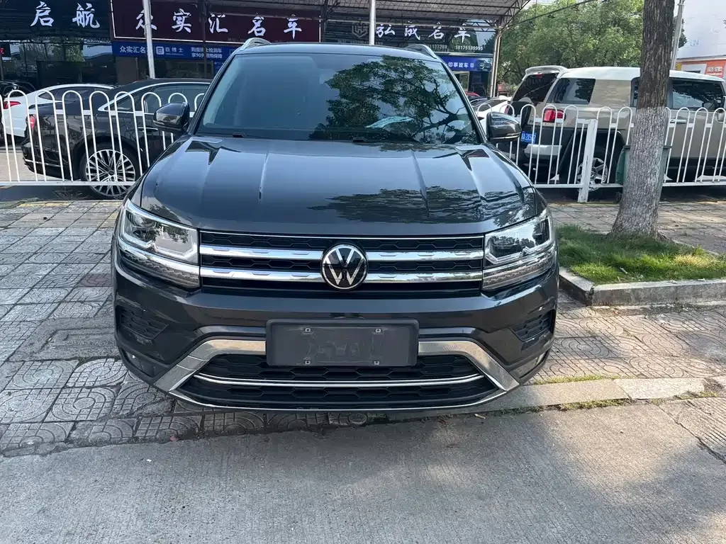 Volkswagen Tharu — фото 3