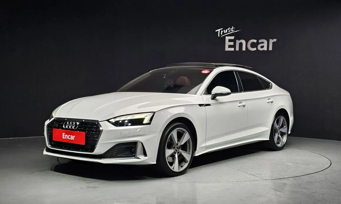 Audi A5 — фото 1