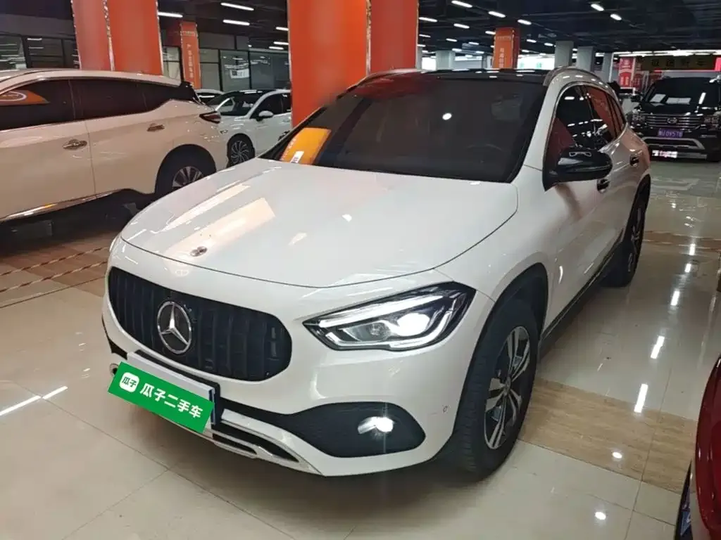 Mercedes-Benz GLA — фото 6