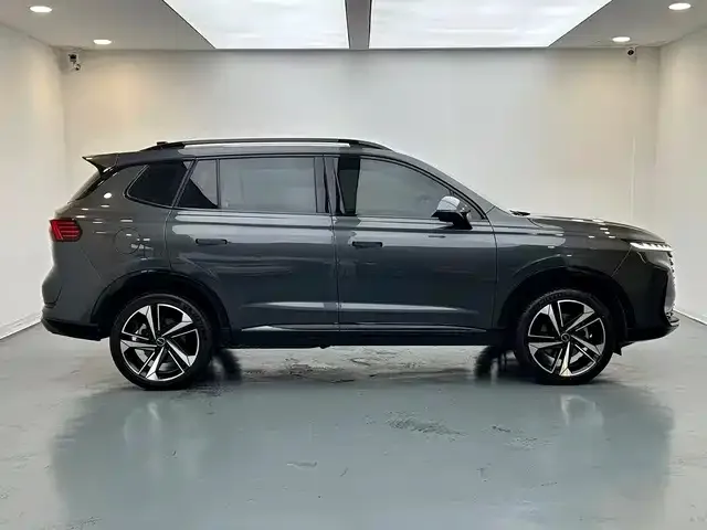 Roewe RX5 MAX — фото 9