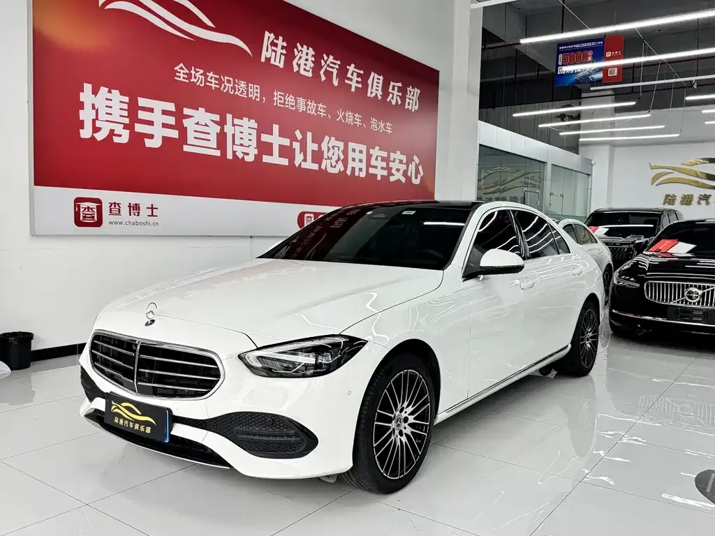 Mercedes-Benz C-Class — фото 1