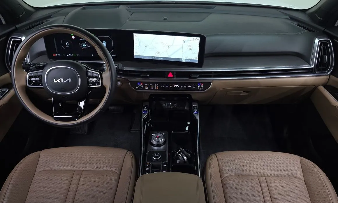 Kia Sorento — фото 9