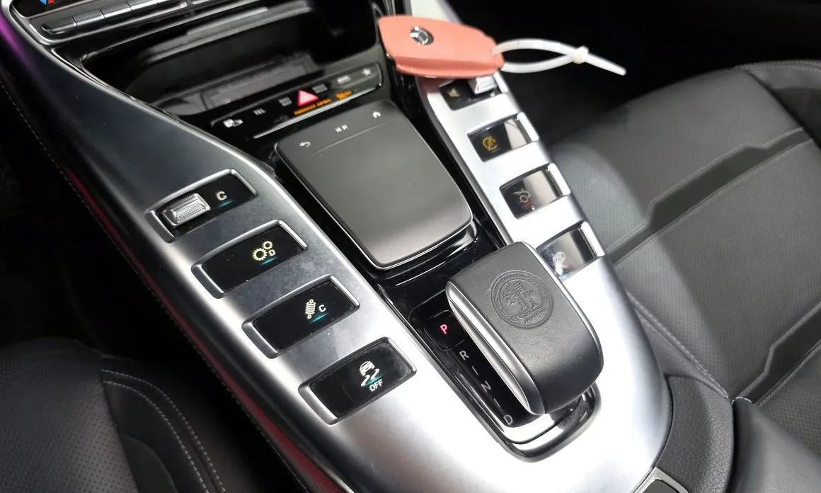 Mercedes-Benz AMG GT — фото 10
