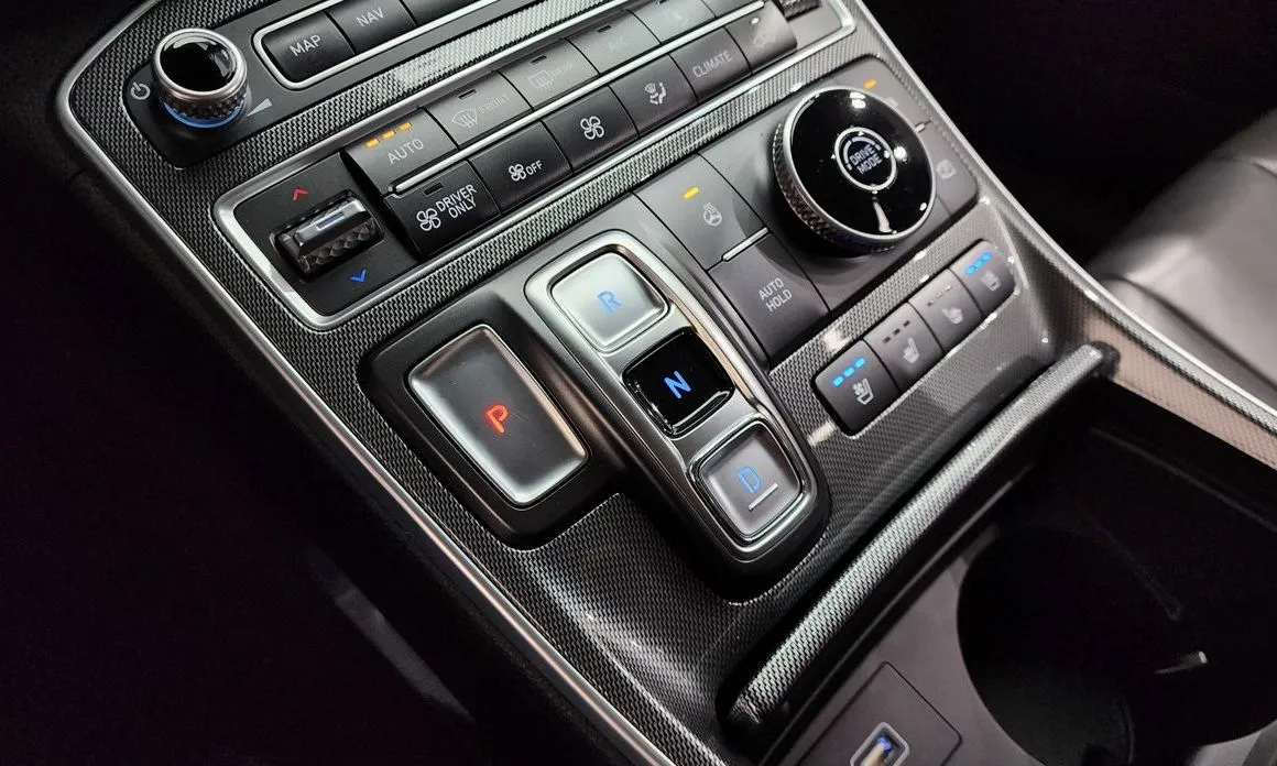 Hyundai Santafe — фото 7