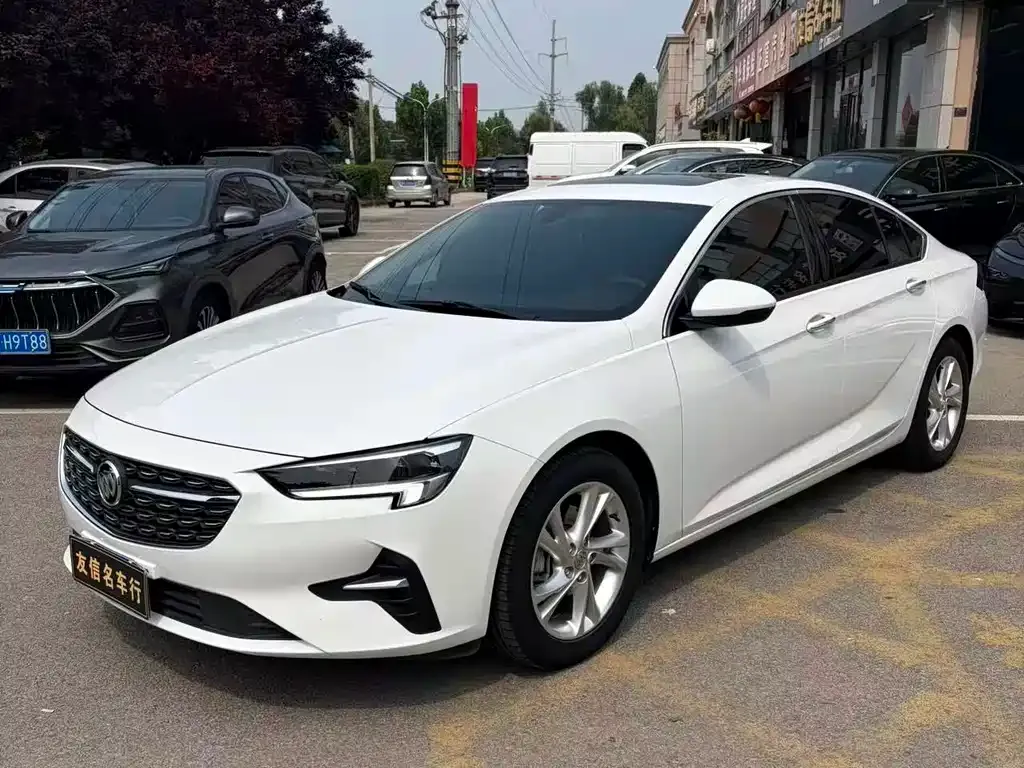 Buick Regal — фото 1