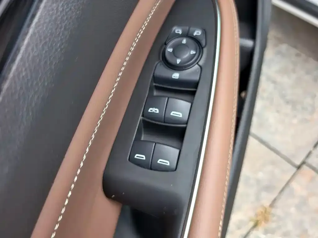 Buick Regal — фото 9