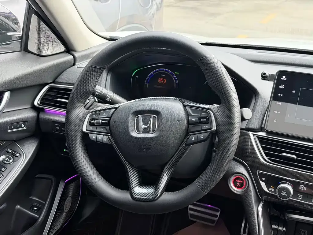 Honda Accord — фото 7