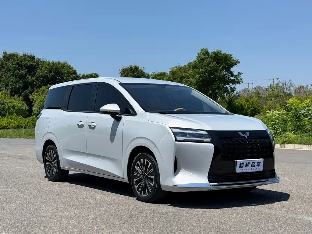 Wuling Starlight 730 New Energy — фото 3
