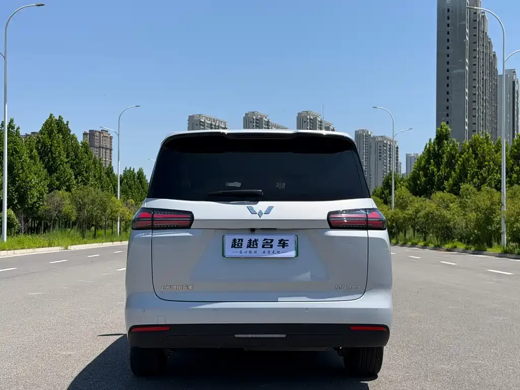 Wuling Starlight 730 New Energy — фото 8
