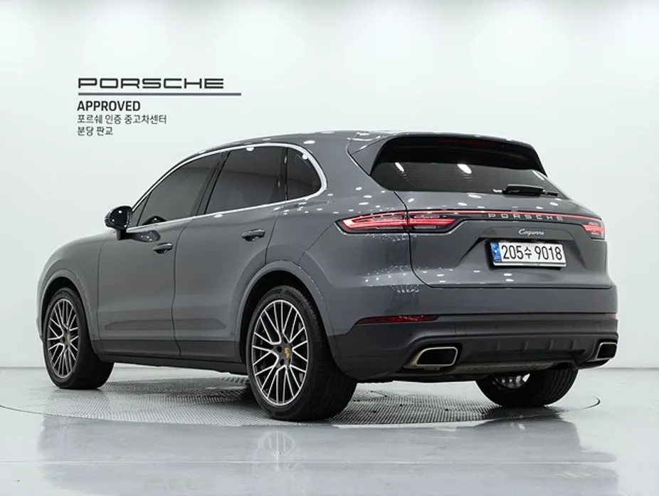 Porsche Cayenne — фото 7