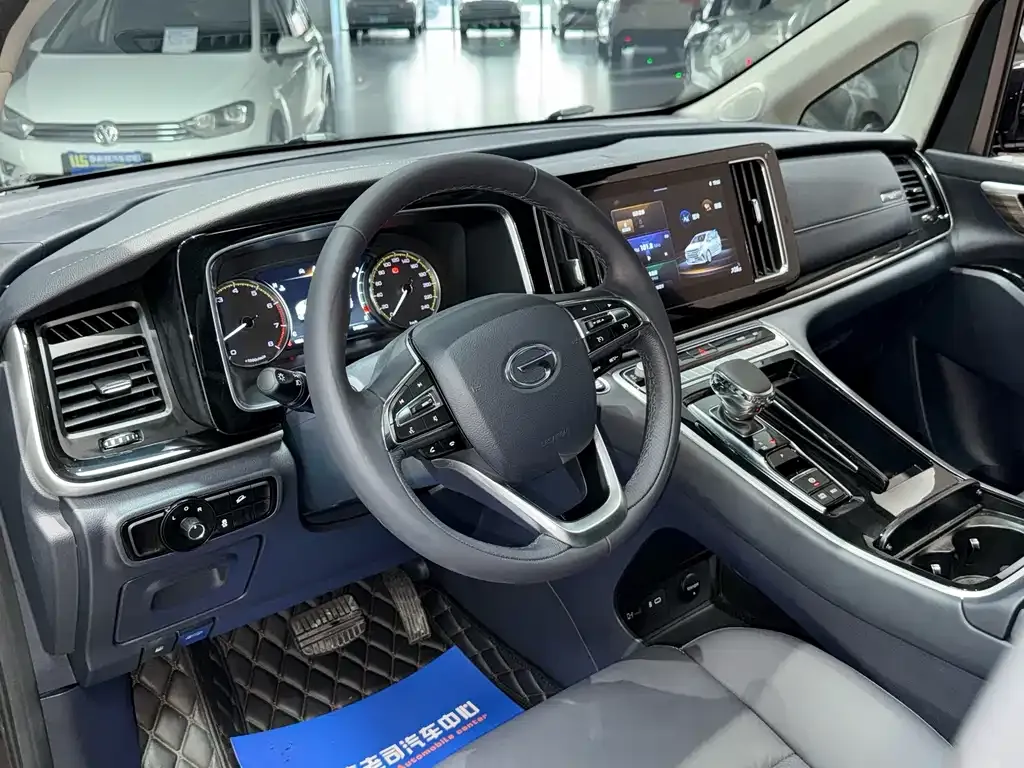 GAC Motor Trumpchi M8 — фото 9