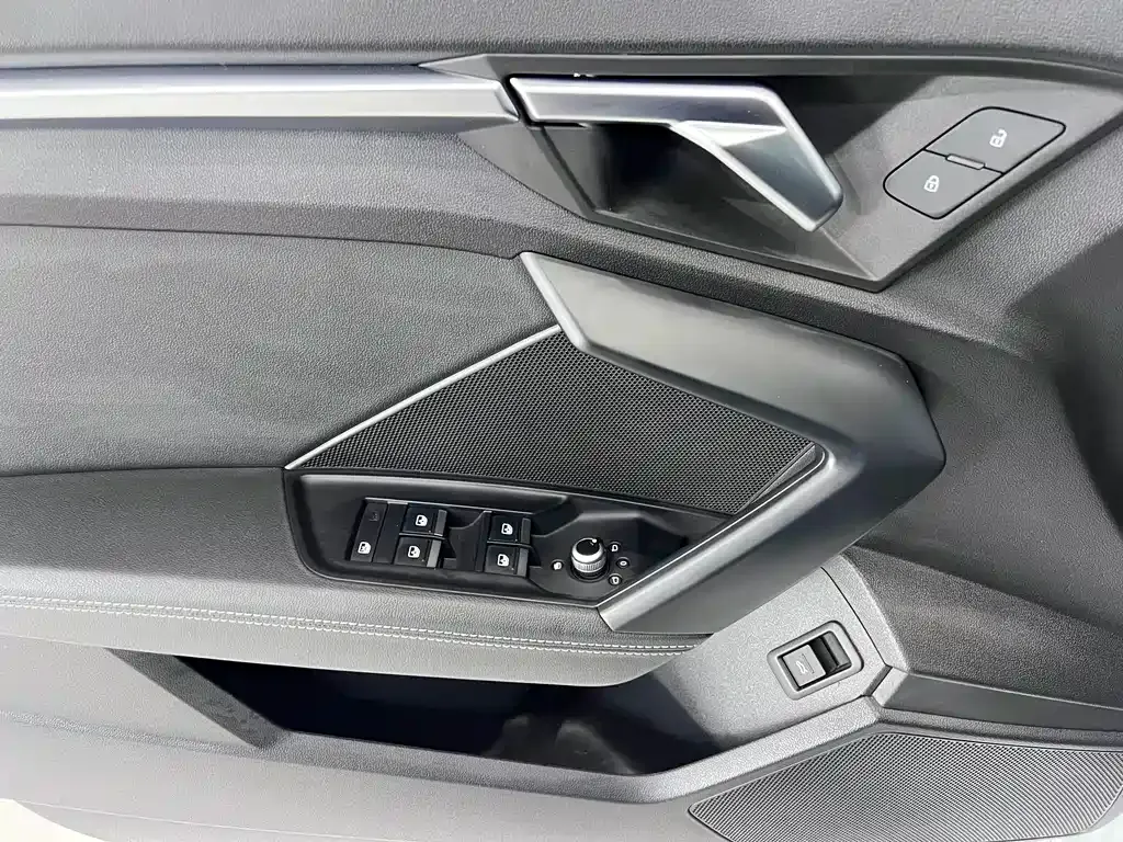 Audi A3 — фото 10