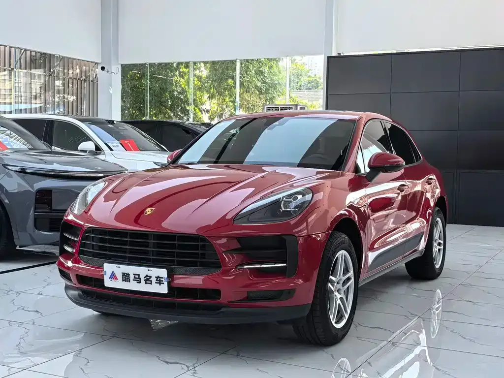 Porsche Macan — фото 1