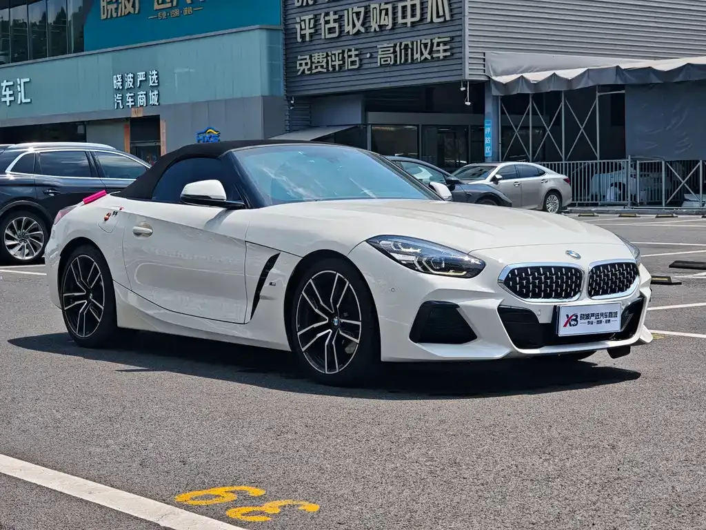 BMW Z4 — фото 8