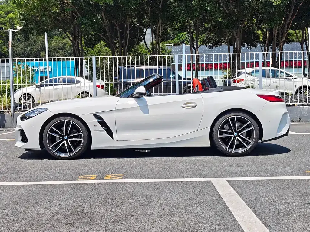 BMW Z4 — фото 10