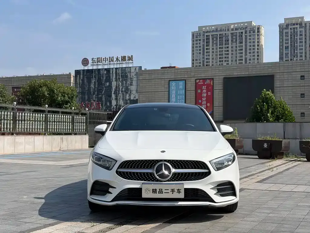 Mercedes-Benz A-Class — фото 1