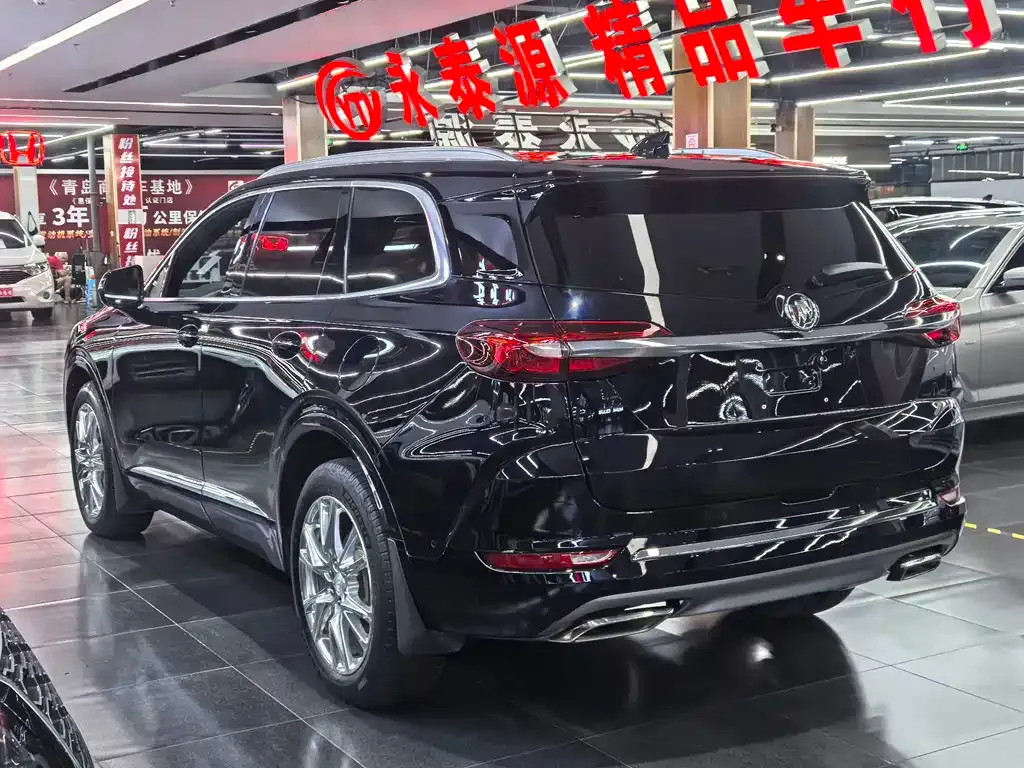 Buick Enclave — фото 4