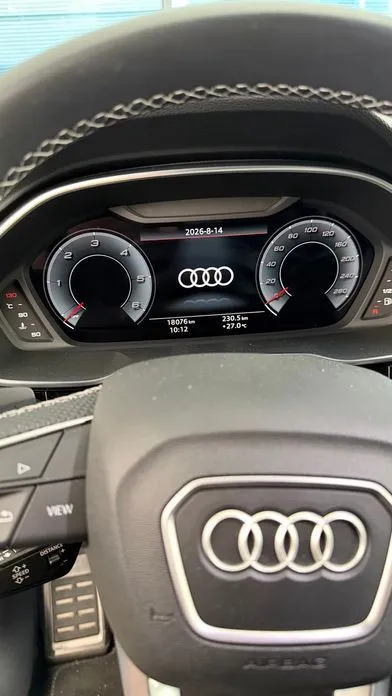 Audi Q3 — фото 8