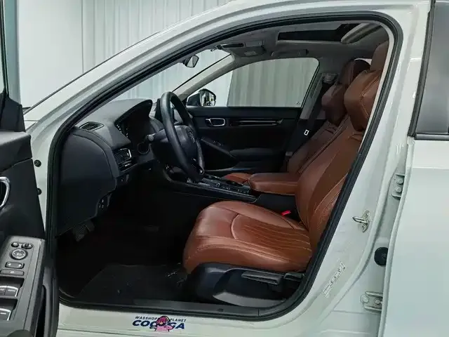 Honda Civic — фото 10