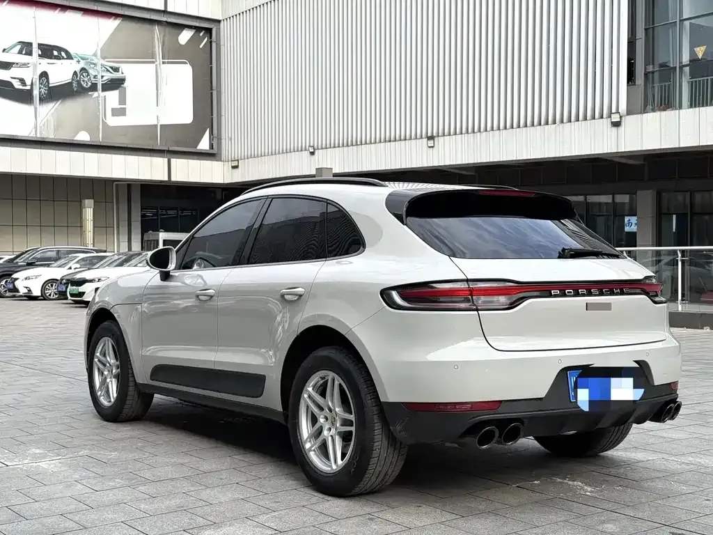 Porsche Macan — фото 5